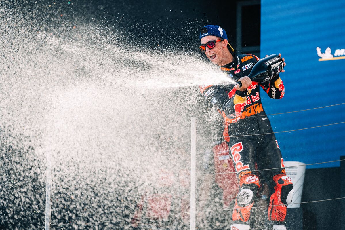 ВТОРОЕ МЕСТО ПЕДРО АКОСТЫ НА MotoGP